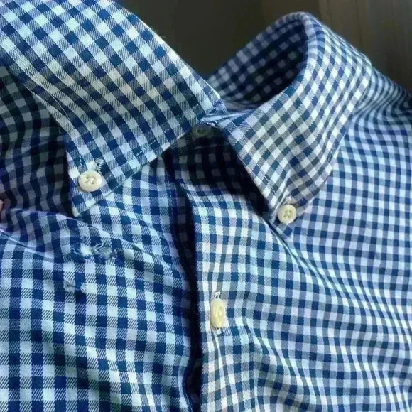 Distressed Peter Millar button down shirt. XXL - Picture 7 of 7